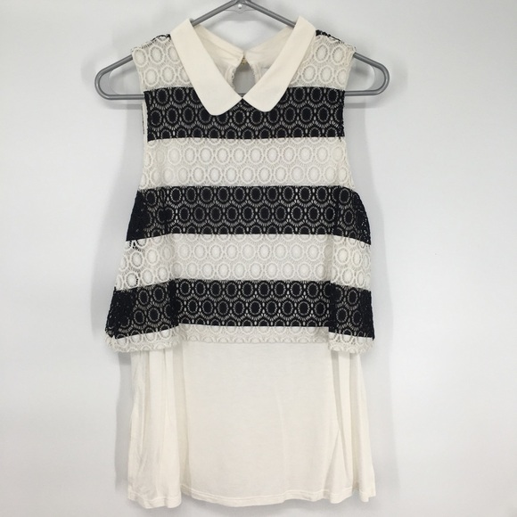 Elle Tops - NEW! Elle Black & White Cropped Career Top